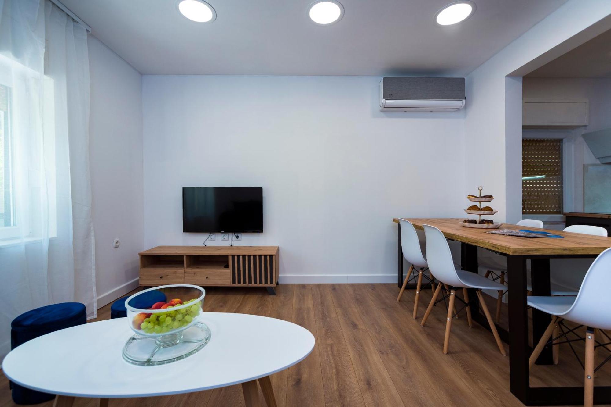 M&M Pelivan Apartments ソリン エクステリア 写真